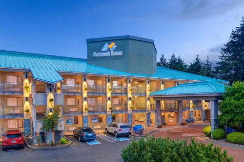 Accent Inns Kelowna - piscina