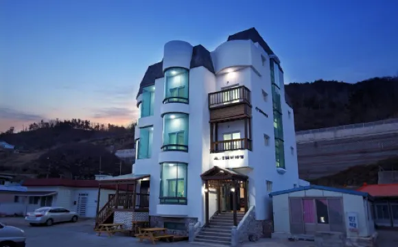 Uljin Gore Story Pension