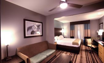 Holiday Inn Express & Suites Amarillo West
