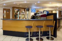 Holiday Inn Express CANTERBURY by IHG - bar
