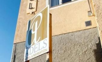 Adels Hotel
