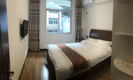 Qingyunshan Jieyou Hostel Отели в г. Юнтай