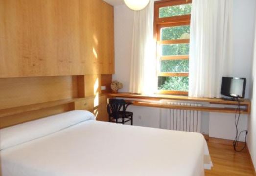 Hotel Restaurante Marroncín - Housity