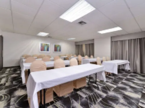 Comfort Inn & Suites Frisco - Plano フリスコのホテル