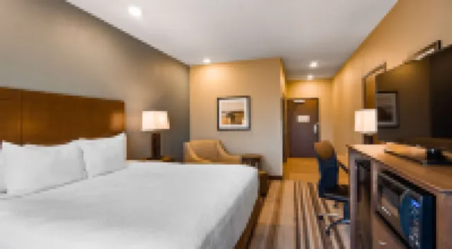 Best Western Plus Overland Inn Hotels in Fort Morgan