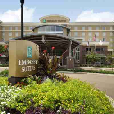 Embassy Suites by Hilton Jackson North Ridgeland Hotel Exterior