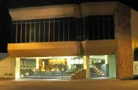 Best Western Plus Plaza Florida  Tower Hotel a Irapuato
