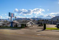 Motel 6 Wenatchee, WA - Pet Friendly