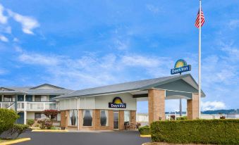 Days Inn by Wyndham Auburn