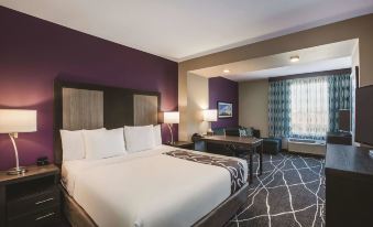 La Quinta Inn & Suites by Wyndham Dallas Northeast-Arboretum
