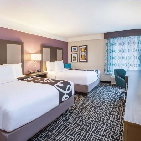 La Quinta Inn & Suites by Wyndham Cincinnati Airpt Florence