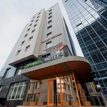 Springs Hotel Ulaanbaatar Hotel berhampiran National University of Mongolia