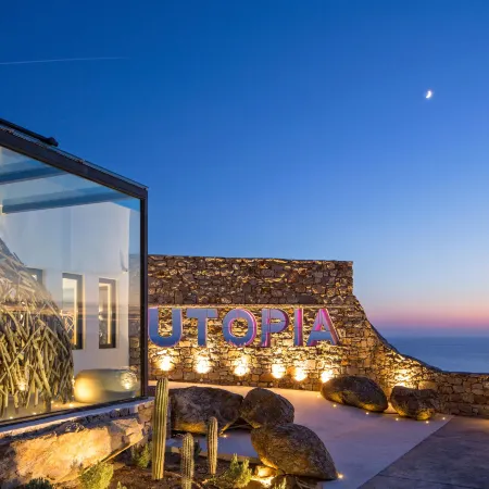 Myconian Utopia Relais & Chateaux