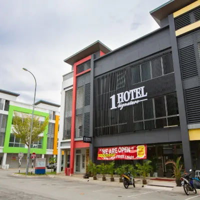 1 Hotel Signature Hotels near Pantai Saujana