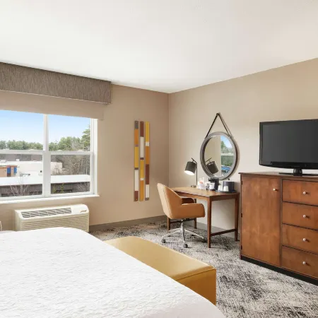 Hampton Inn & Suites Exeter Отели в г. Эксетер