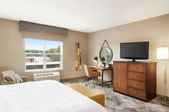 Hampton Inn & Suites Exeter Hotels in Exeter