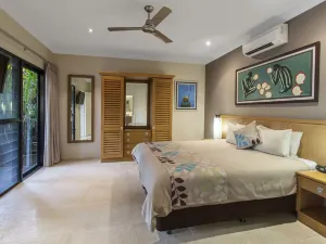 The Pearle of Cable Beach