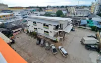 Sabuy Best Hotel Phayao - parking