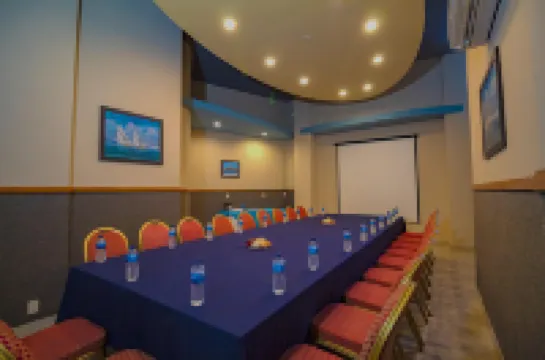 Oceano Palace Beach Hotel