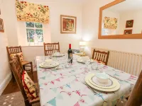 Knoll Cottage فنادق في Derbyshire Dales District