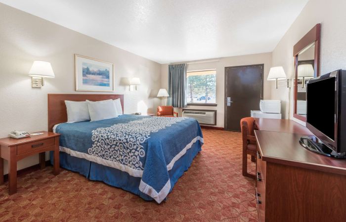 Days Inn by Wyndham Russell
