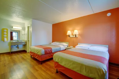 Motel 6 Chicopee, MA - Springfield Các khách sạn ở Palmer
