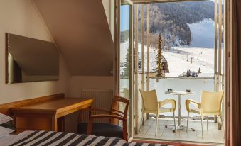 Ramada Hotel & Suites by Wyndham Kranjska Gora