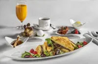Sheraton Gateway Hotel in Toronto International Airport - breakfast