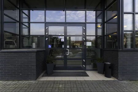 Weiser Hotel Отели рядом с достопримечательностью «Archive Wroclaw University of Technology»