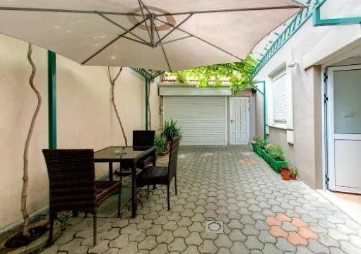 樂瑞瓦別墅酒店