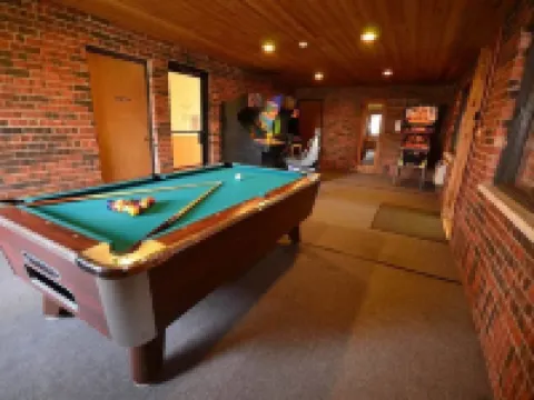 Clarion Pointe Bettendorf - Quad Cities Hotels in Bettendorf