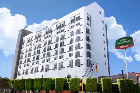 Courtyard Puebla Las Animas Отели в г. Пуэбла