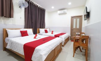 Rita Hotel near Tan Son Nhat Airport