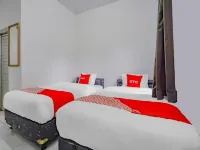 OYO 90086 Pondok Tasyiq Guest House Syariah Hotels in Singaparna