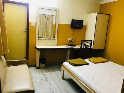 Greens Residency