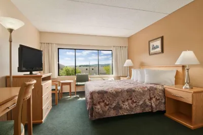 Travelodge by Wyndham Prince George Hotels near Hart Shopping Centre