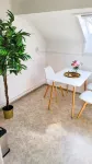 DG Rechts 40m 2-Zimmer Wohnung Hotels in Laufen