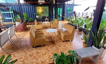 Kipbox Hotel Trang