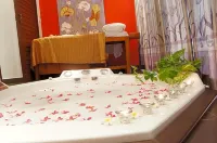 Oasis Garden & Pool Villa at VIP Resort - Biệt thự