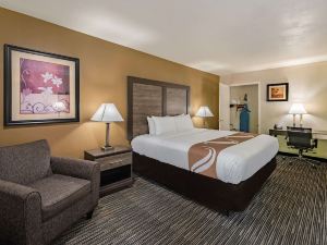 Quality Inn & Suites Lufkin