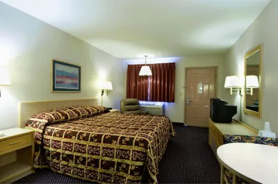 Americas Best Value Inn-Garden City Hotels near Finney County Public Library