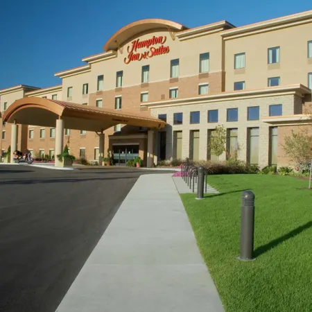 Hampton Inn & Suites Madison West