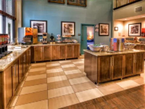 ハンプトン イン マリオン マクドウェルのホテル