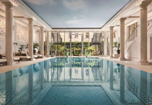 4. 샹그릴라 파리..