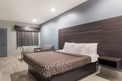 아메리카스 베스트 밸류 플래티넘 인 & 스위트 Lucky Land 주변 호텔