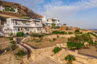 Psaravolada Hotel Milos - Beach