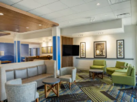 Holiday Inn Express & Suites WATERTOWN by IHG Hotels in Codington County