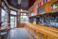 Holgate Brewhouse Hotels in Lancefield