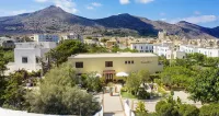 Camarò Favignana Hotels near Grotta perciata, favignana