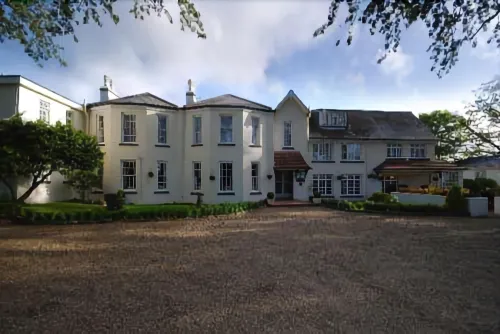 Les Douvres Hotel Hotels in St Saviour Guernsey